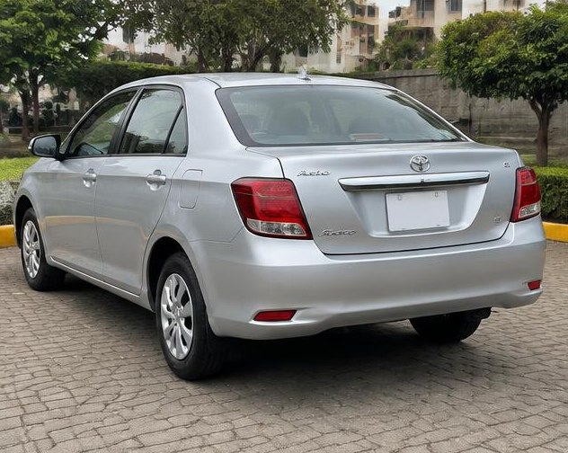 Toyota Axio 2018 — Rear view