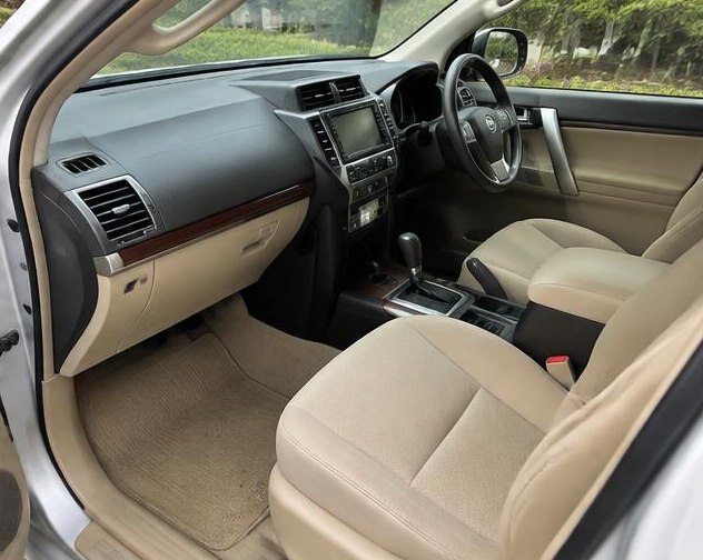 Toyota Land Cruiser Prado 2019 — Interior